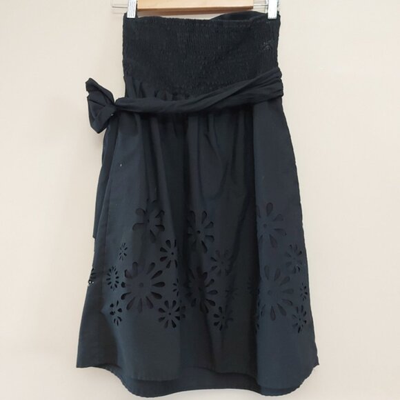 Rhapsody black mini halter dress with lazer cut out lace detail - Picture 6 of 7